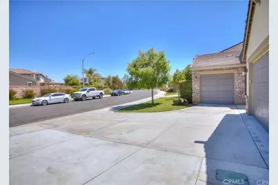 14271 Rolling Stream Place, Eastvale, CA 92880 - Photo 5