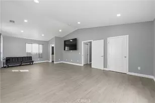18060 Walnut St, Hesperia, CA 92345 - Photo 17