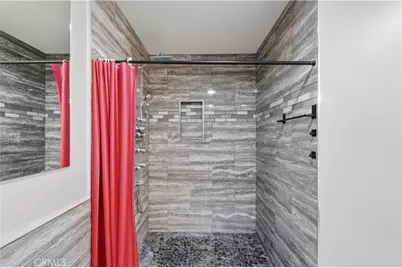 18060 Walnut Street, Hesperia, CA 92345 - Photo 15