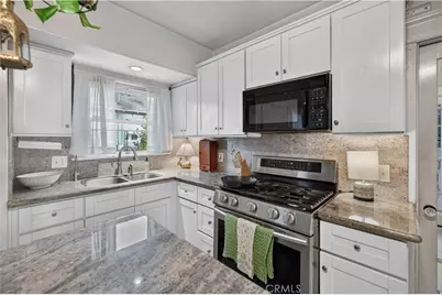 410 E Alvarado, Pomona, CA 91767 - Photo 11