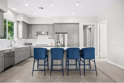 180 Follyhatch, Irvine, CA 92618 - Photo 3