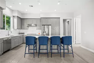180 Follyhatch, Irvine, CA 92618 - Photo 3