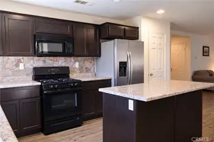 7079 Bella Strada, Fontana, CA 92336 - Photo 5