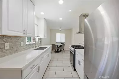 574 Toledo, Hemet, CA 92545 - Photo 3