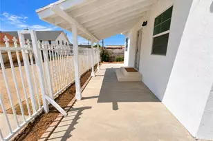 922 Center St, Riverside, CA 92507 - Photo 5