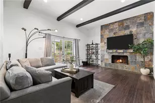 20224 Chapter, Woodland Hills, CA 91364 - Photo 7