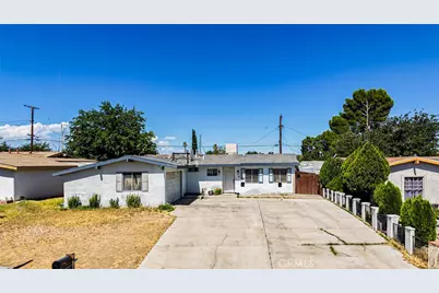 14378 Mojave, Victorville, CA 92395 - Photo 1