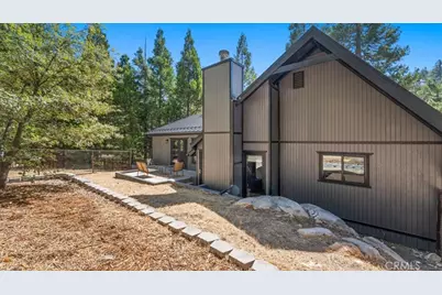 610 Pioneer, Lake Arrowhead, CA 92352 - Photo 29