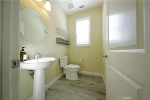77 Rembrandt, Irvine, CA 92620 - Photo 3