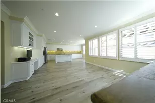 77 Rembrandt, Irvine, CA 92620 - Photo 5