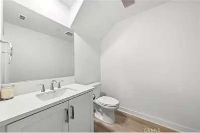 253 Waypoint, Tustin, CA 92782 - Photo 19