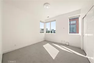 253 Waypoint, Tustin, CA 92782 - Photo 17