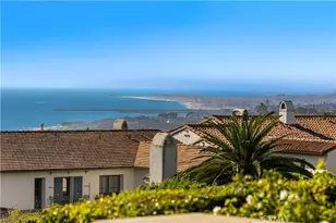 24 Scenic Bluff, Newport Coast, CA 92657 - Photo 73
