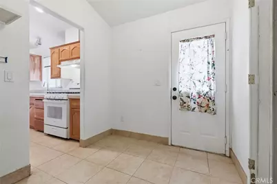 18530 Eucalyptus Avenue, Lake Elsinore, CA 92532 - Photo 23