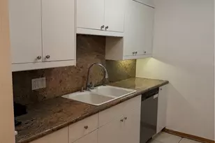 15344 Weddington, Van Nuys, CA 91411 - Photo 5