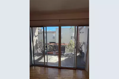 15344 Weddington, Van Nuys, CA 91411 - Photo 17
