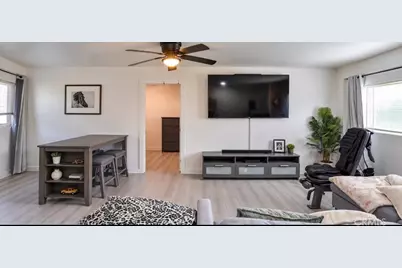 544 W G, Ontario, CA 91762 - Photo 41