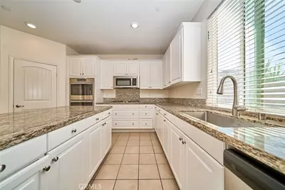12037 Meander Way, Mira Loma, CA 91752 - Photo 25