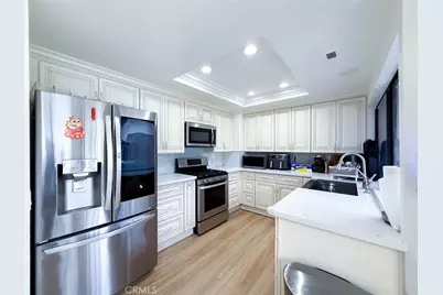 33 Wildflower Place, Phillips Ranch, CA 91766 - Photo 7