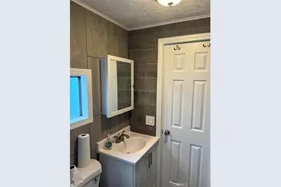 312 N Pasadena Avenue, Azusa, CA 91702 - Photo 9
