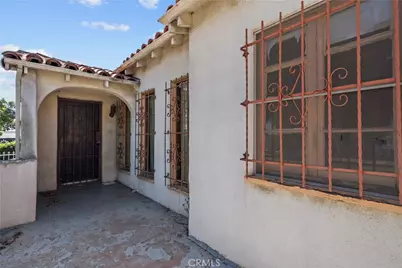 9117 Dalton, Los Angeles, CA 90047 - Photo 41