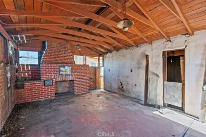 9117 Dalton, Los Angeles, CA 90047 - Photo 37