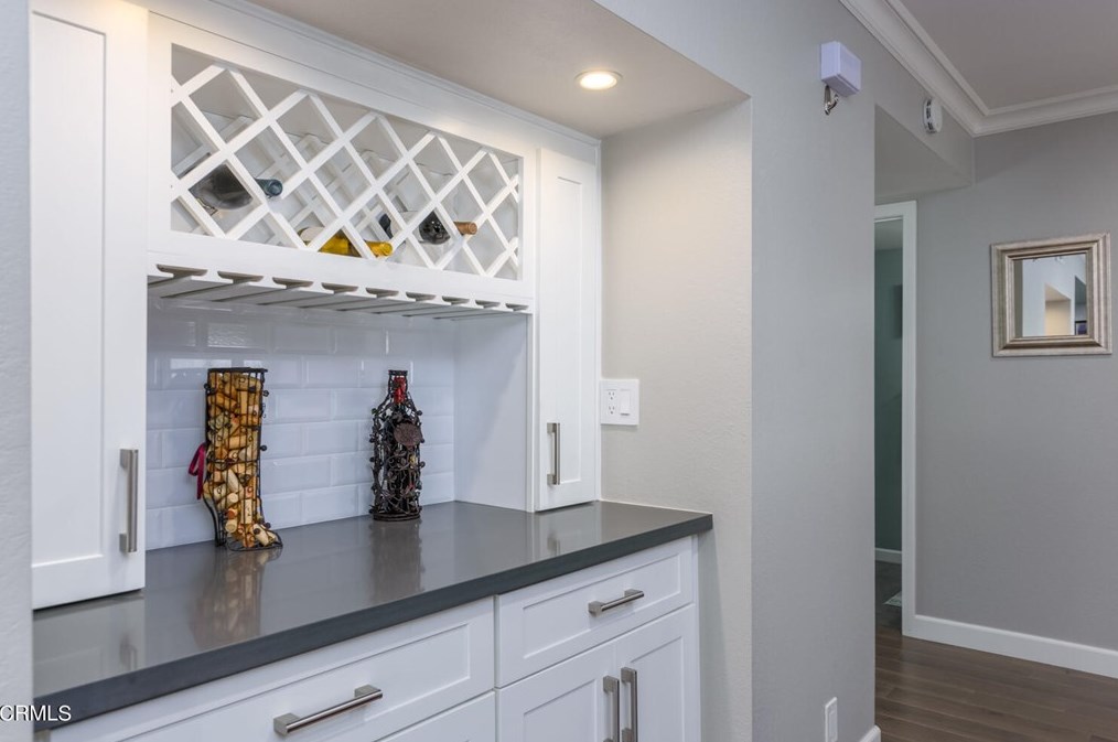 6191 Arabian Pl, Camarillo CA  93012-4404 exterior