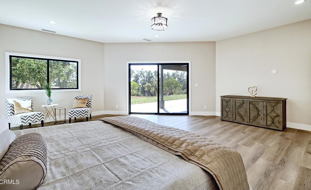1226 Calle Aurora, Camarillo CA  93010-8438 exterior