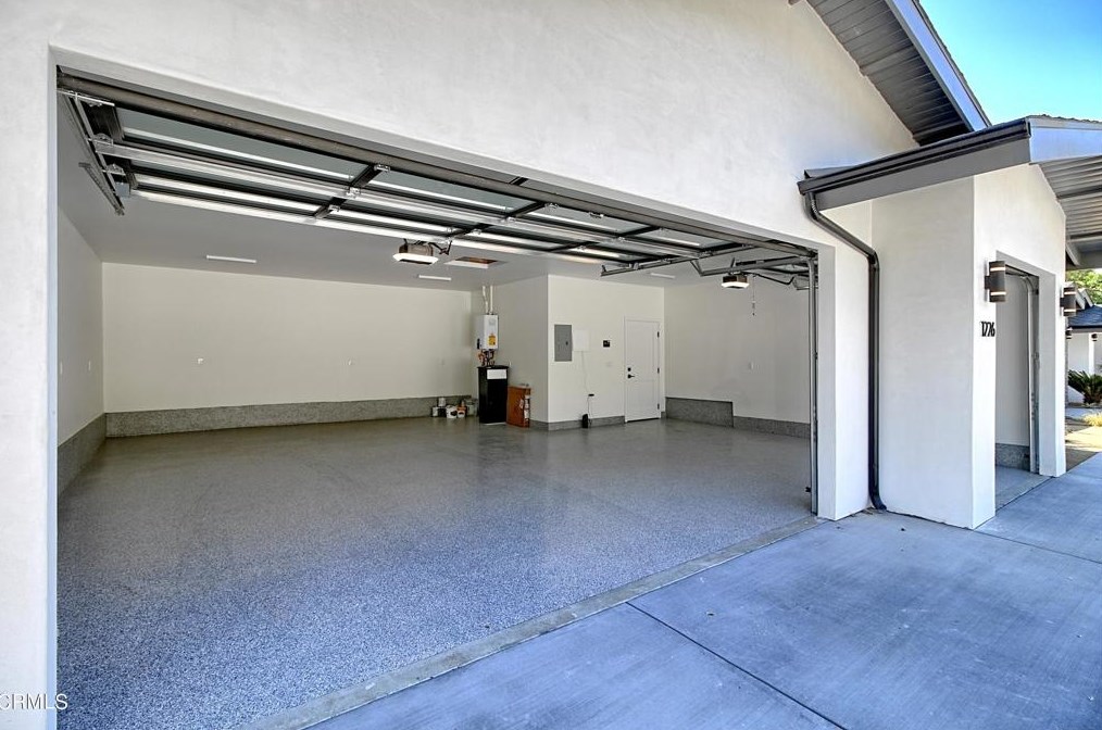 1226 Calle Aurora, Camarillo CA  93010-8438 exterior