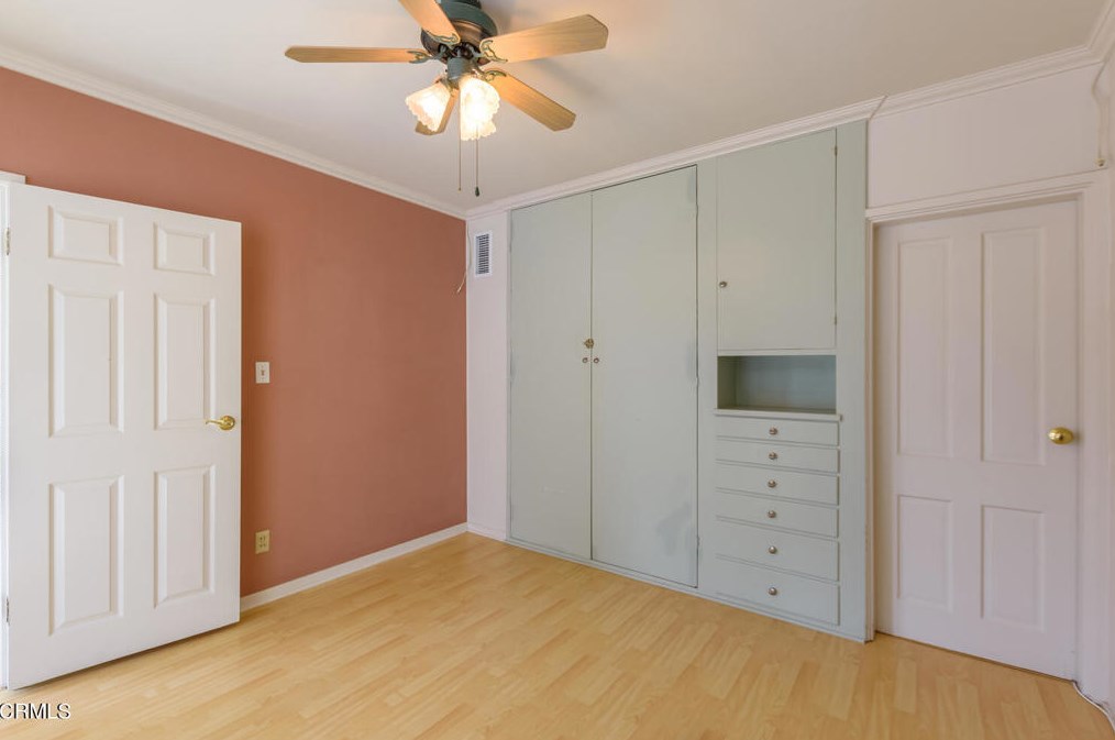 1310 Fern Oaks Dr, Santa Paula, CA 93060