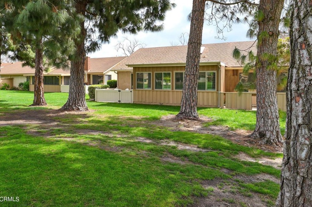 17103 Village 17, Camarillo CA  93012-7401 exterior