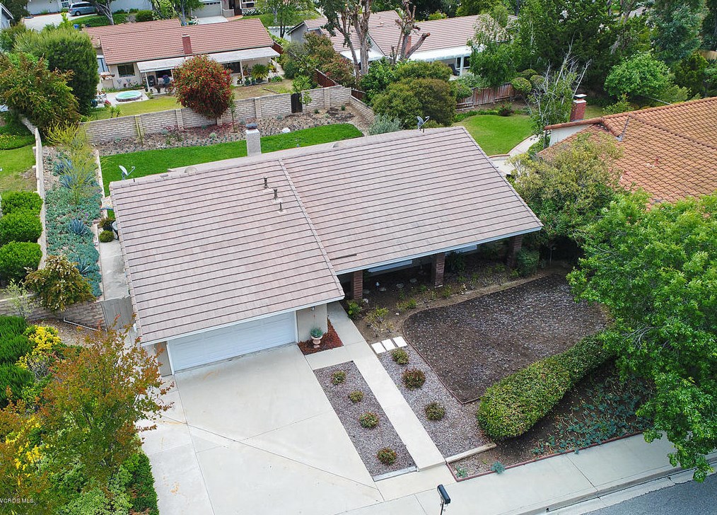 1502 Briarglen Ave, Thousand Oaks CA  91361-1429 exterior