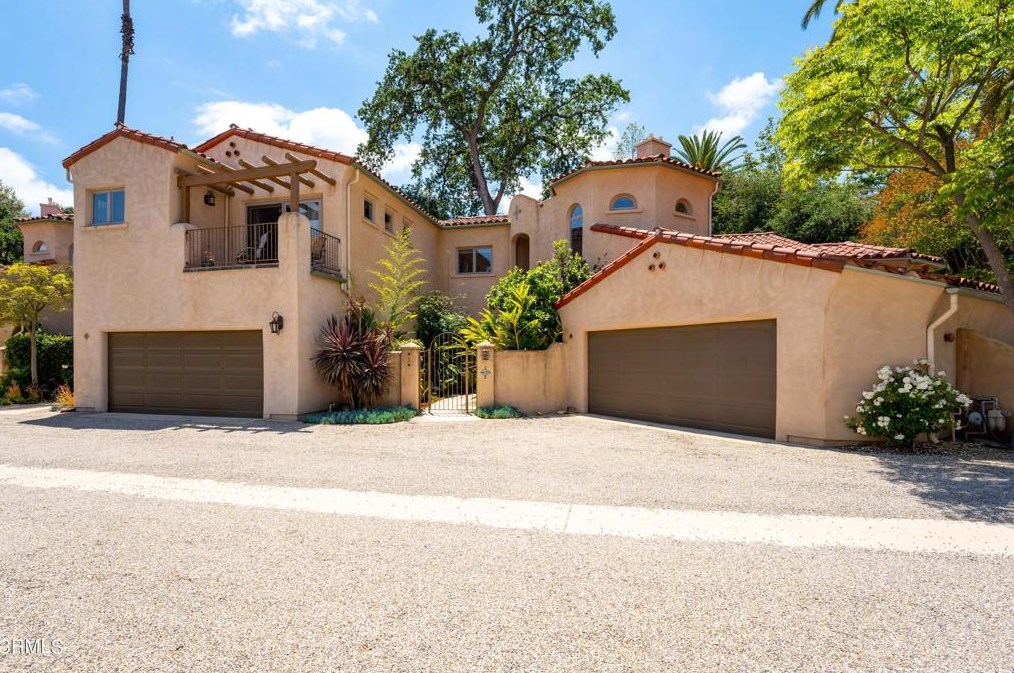 233 Montgomery St, Ojai CA  93023-2743 exterior