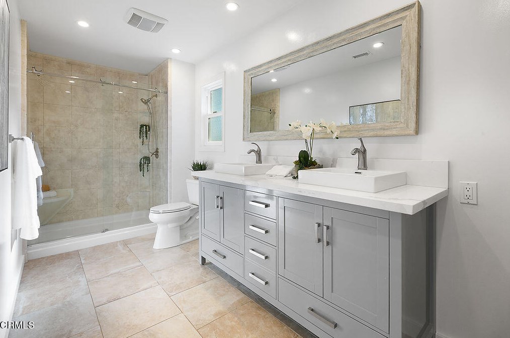 1793 Calle Rocas, Camarillo CA  93010-8427 exterior