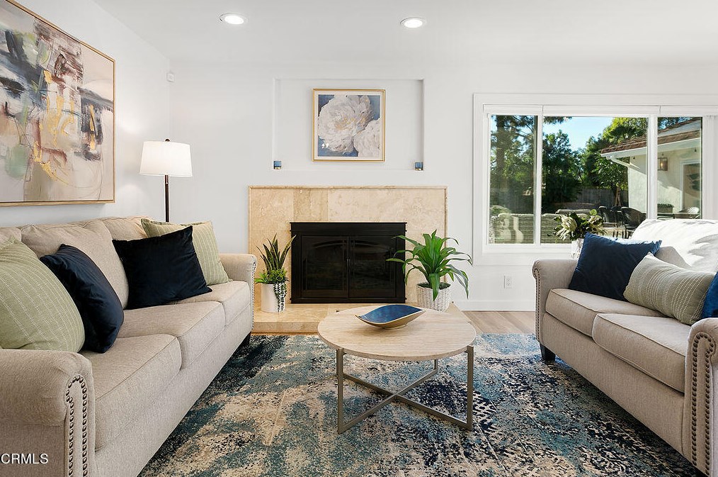1793 Calle Rocas, Camarillo CA  93010-8427 exterior