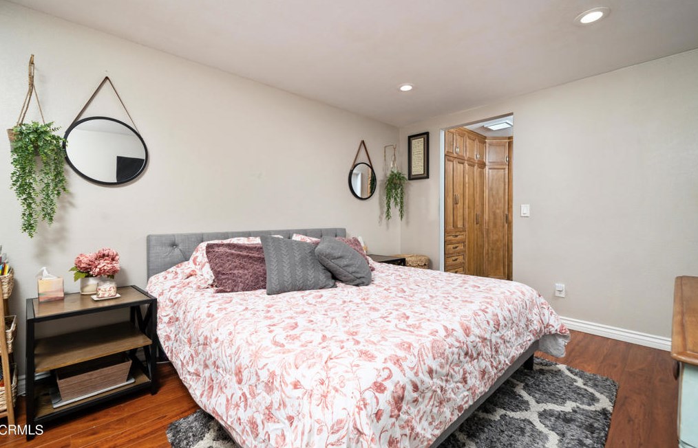 1345 Maxwell Ln, Upland CA  91786-7013 exterior
