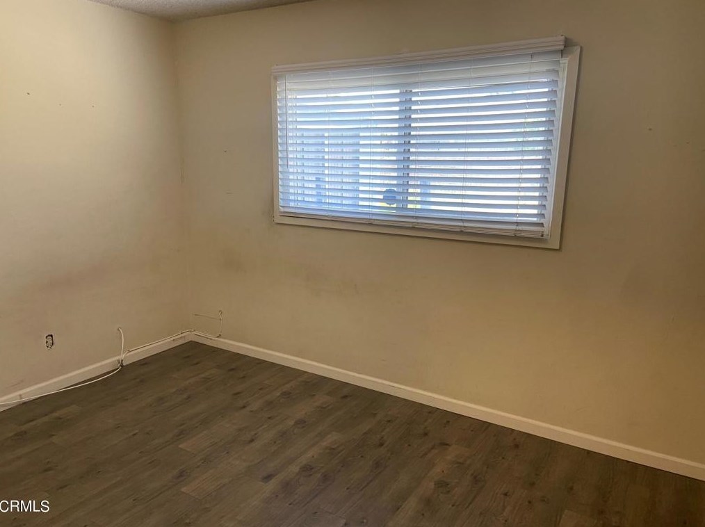 3611 E St, Oxnard CA 93033-6055 exterior