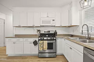 15750 Arroyo Dr, Moorpark, CA 93021 - Photo 19