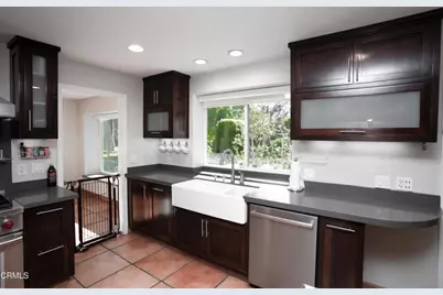 548 Live Oak Circle Drive, Calabasas, CA 91302 - Photo 13