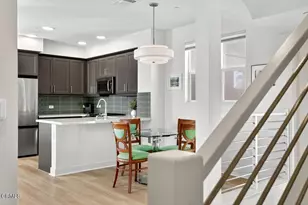 1230 E Thompson Blvd, Ventura, CA 93001 - Photo 21