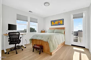 1230 E Thompson Blvd, Ventura, CA 93001 - Photo 25