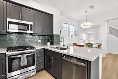 1230 E Thompson Boulevard #107, Ventura, CA 93001 - Photo 11