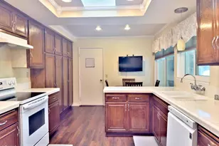 23132 Village 23, Camarillo, CA 93012 - Photo 29