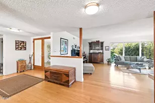 633 Camino Roberto, Thousand Oaks, CA 91360 - Photo 11