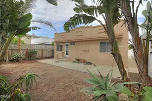 1088 1090 Bangor Ln, Ventura, CA 93001 - Photo 13