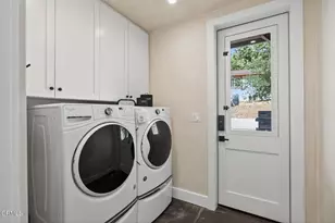 16096 Maricopa Hwy, Ojai, CA 93023 - Photo 27