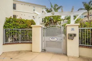 4256 Tradewinds Dr, Oxnard, CA 93035 - Photo 9