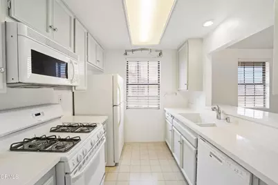 4476 Antigua Way, Oxnard, CA 93035 - Photo 13