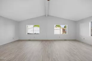 78 Poinsettia Gardens Dr, Ventura, CA 93004 - Photo 11