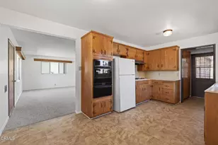 3300 3302 San Luis St, Ventura, CA 93003 - Photo 11